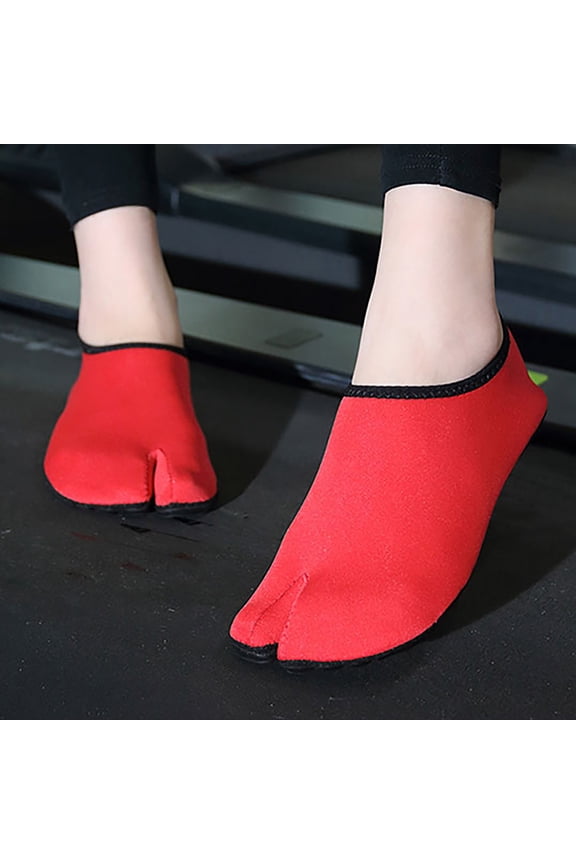 Water Shoes Quick-Drying Stretch Mesh Split-Toe Design Toe Protection Sports Water Shoes Barefoot Suitable for Swimming Diving Beach Water Rock Climbing