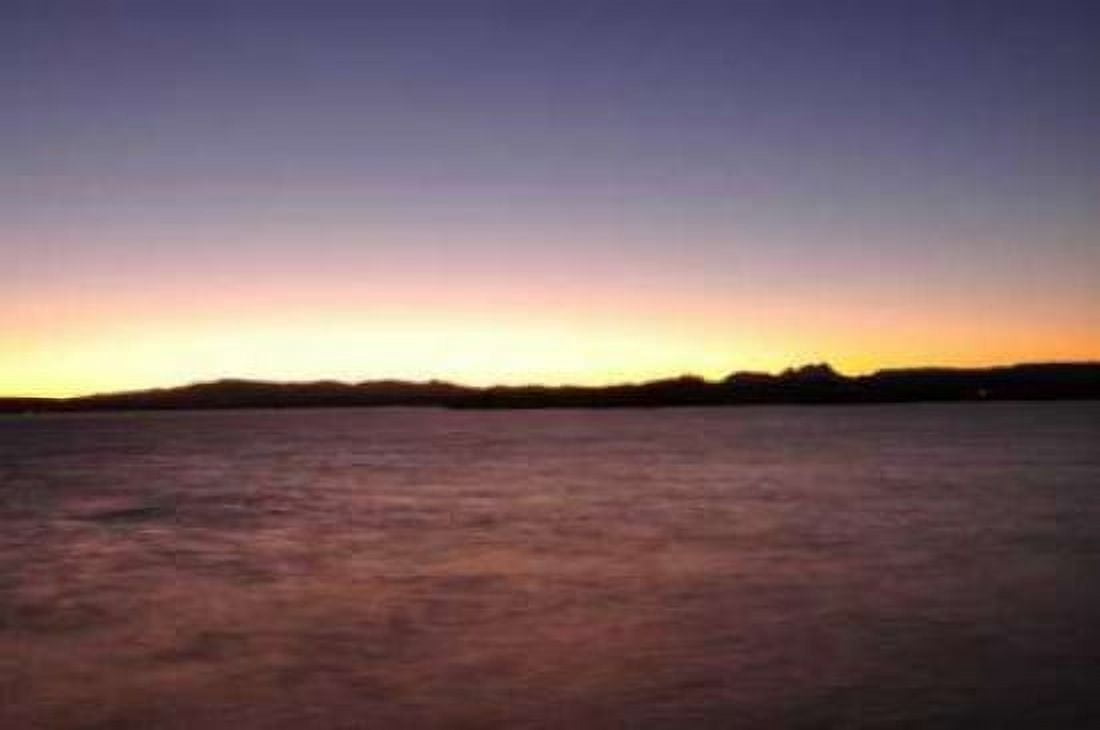 Water Sunset I Canvas Art - Logan Thomas (20 x 28)