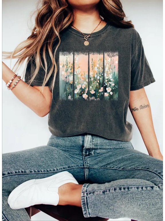 Watercolor Flowers Soft Relaxed Fit Meadow Field Botany Blossom T-shirt