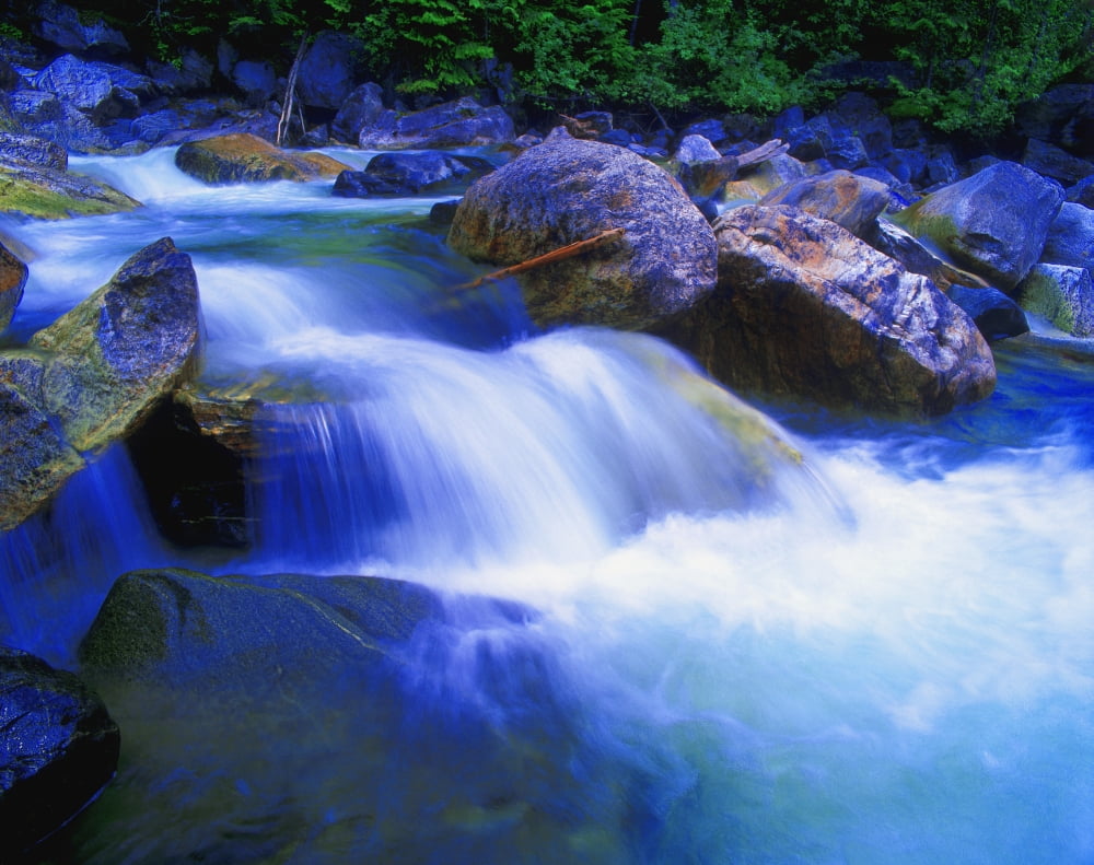Waterfall Canvas Art - Don Hammond Design Pics (15 x 12)