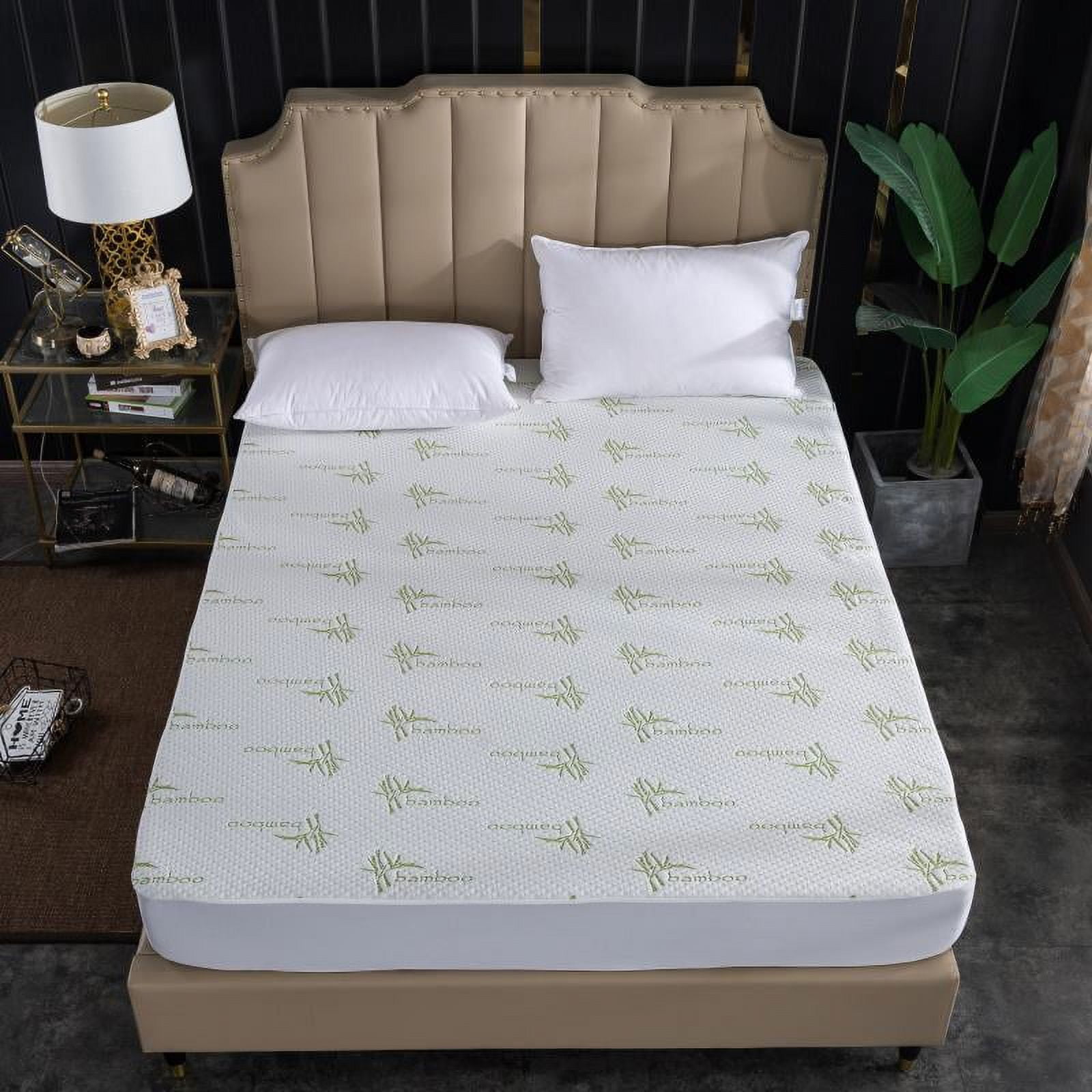 Waterproof Bamboo Mattress Protector (Queen)