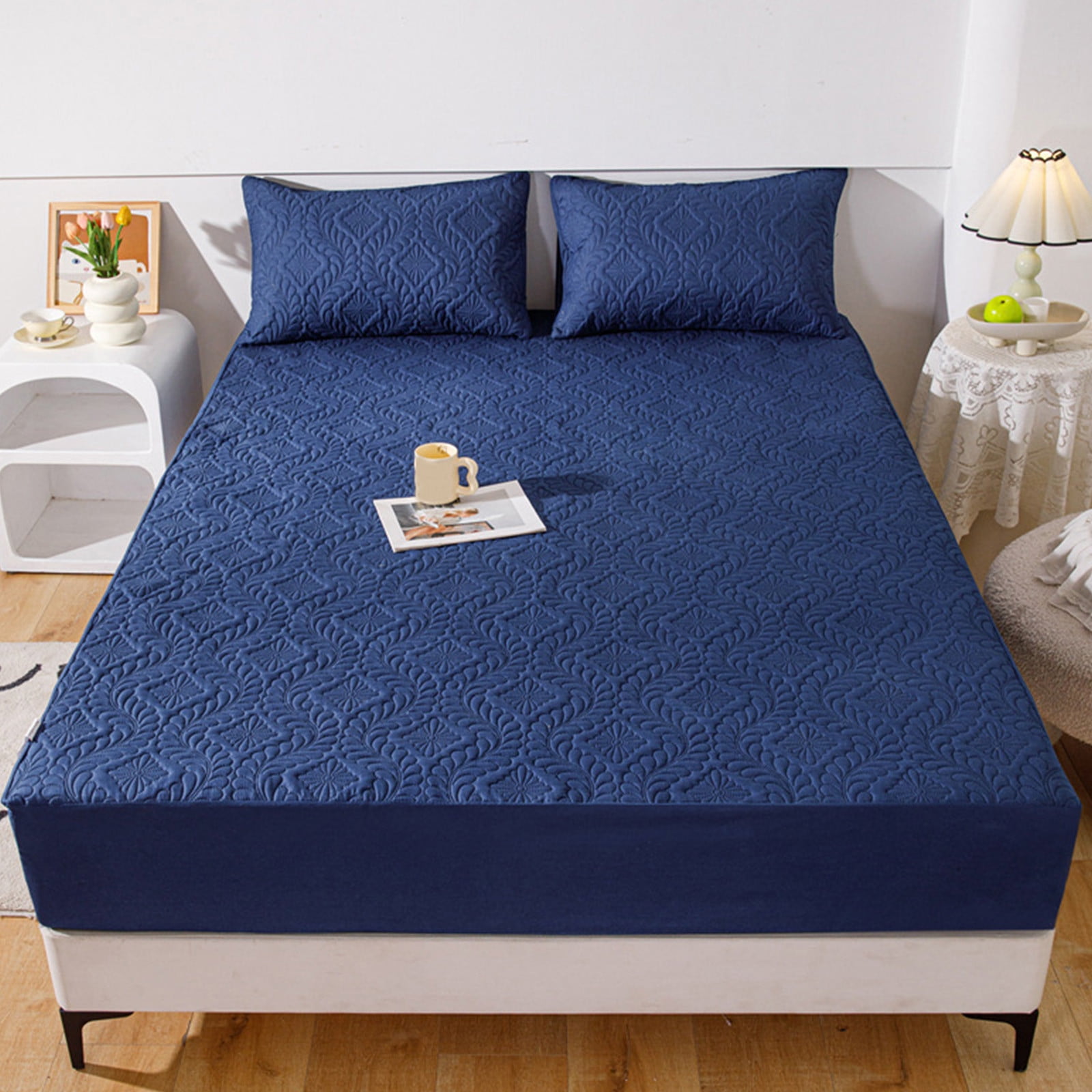 Waterproof Mattress Protector Laminated Bed Cover 6.6Ft x 6.6Ft, Watertight Breathable Hypoallergenic Easy Clean Mattress Encasement, Bedroom Home Bedding Guest Room Hotel Bed Hat Mattress Cover