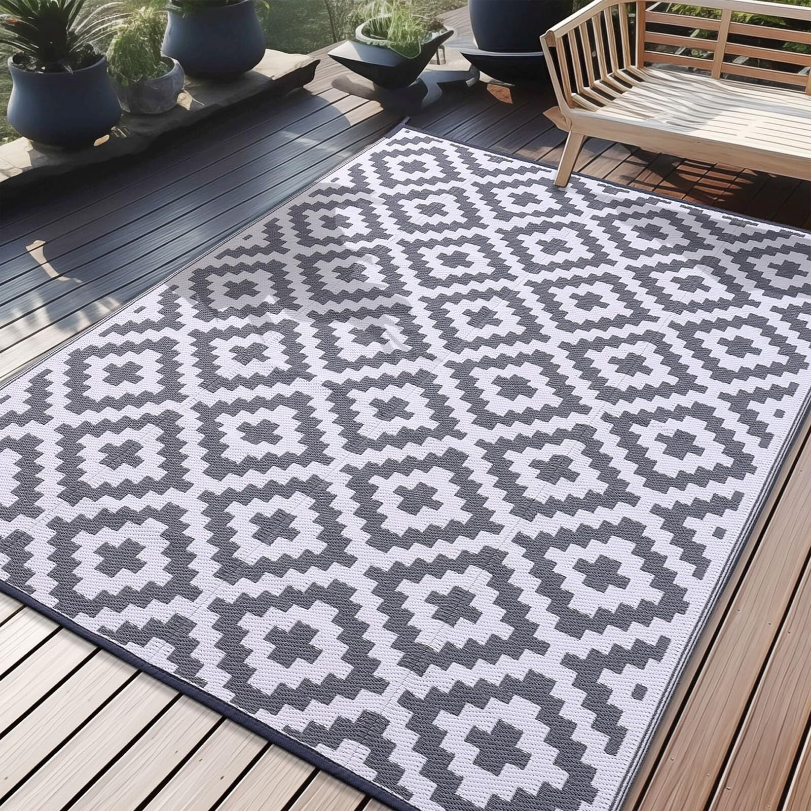 Waterproof Outdoor Rug 5x8 ft, Reversible Plastic Straw Patio Rug for Camping, RV Mat Outside, Indoor Outdoor Carpet for Porch, Deck, Backyard, Camper, Balcony, Picnic, Black & White
