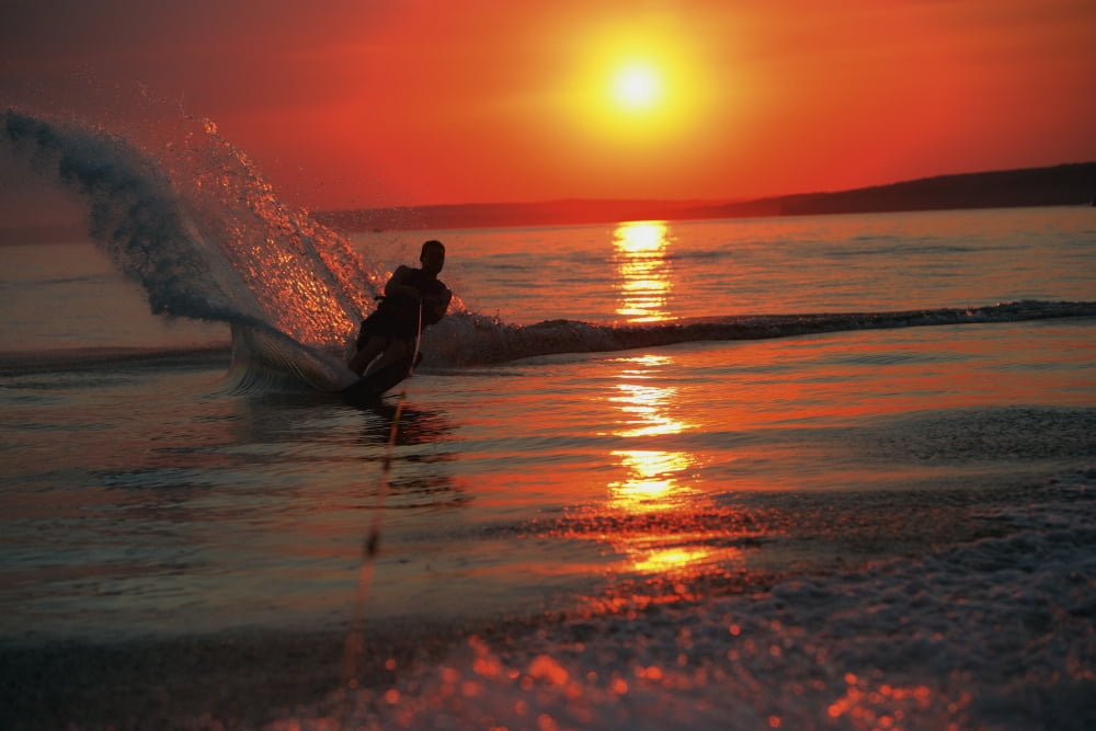 Waterskiing At Sunset Canvas Art - Misty Bedwell Design Pics (17 x 11)