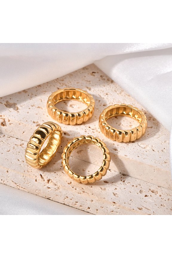 Wave Texture 304 Stainless Steel Finger Rings Niche Design Golden Size 9(18.9mm)