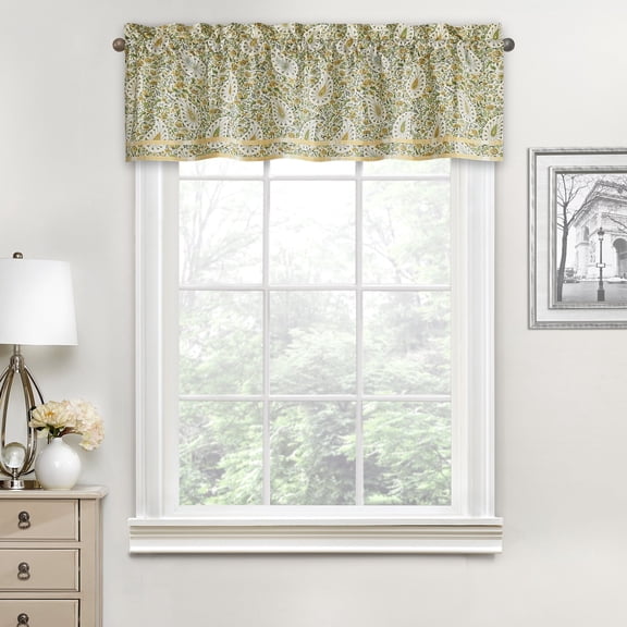 Waverly Paisley Verveine Window Valance