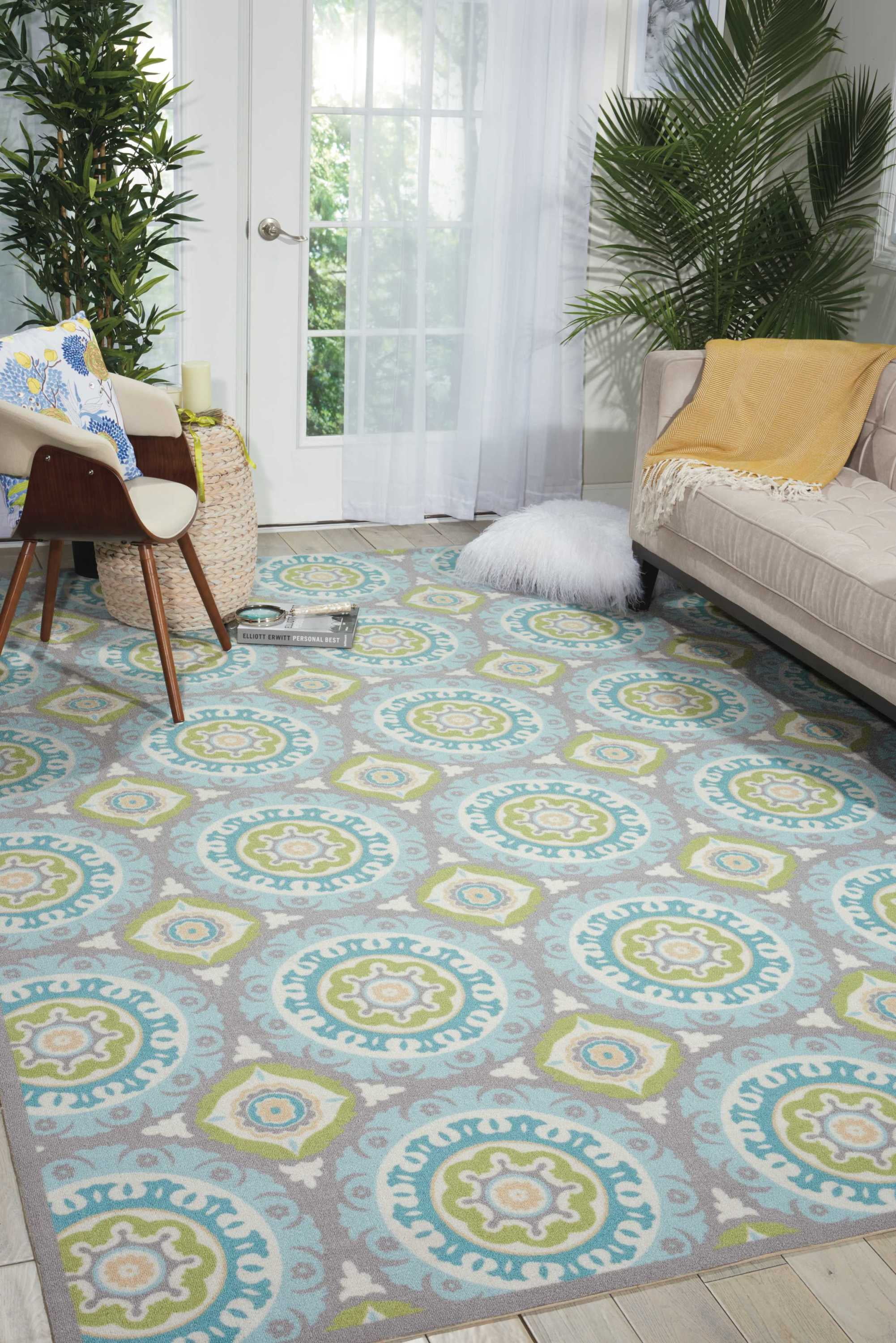 Jade and Aqua Circular Synthetic Outdoor Rug