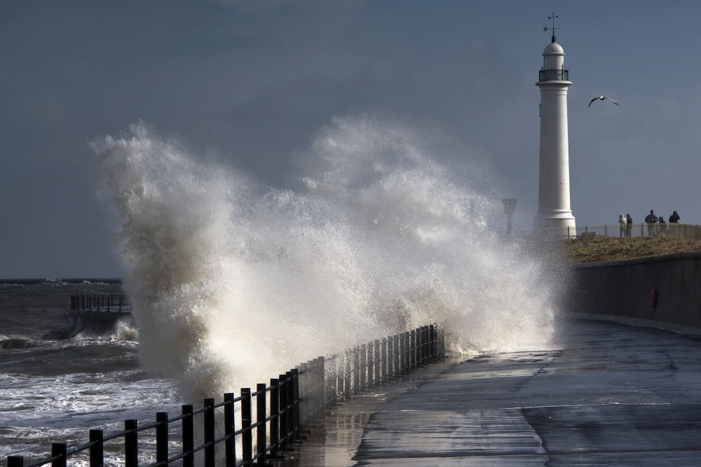 Waves Crashing By Lighthouse At Sunderland Tyne And Wear England United Kingdom Canvas Art - John Short Design Pics (17 x 11)