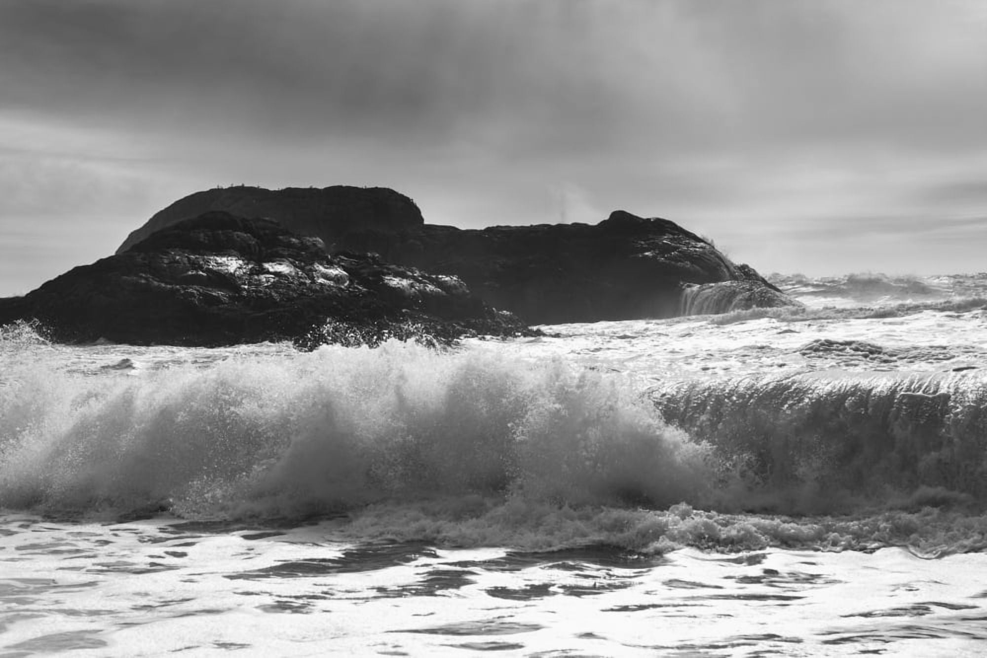 Waves rolling into shore Tofino British Columbia Canada Canvas Art - Keith Levit Design Pics (36 x 24)