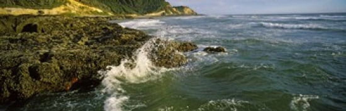 Waves splashing on rocks Oregon Coast Oregon USA Canvas Art - Panoramic Images (18 x 6)