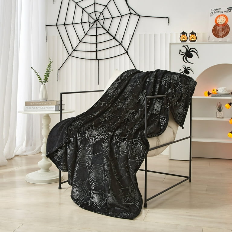 Way To Celebrate Halloween Plush Throw Blanket - Walmart.com