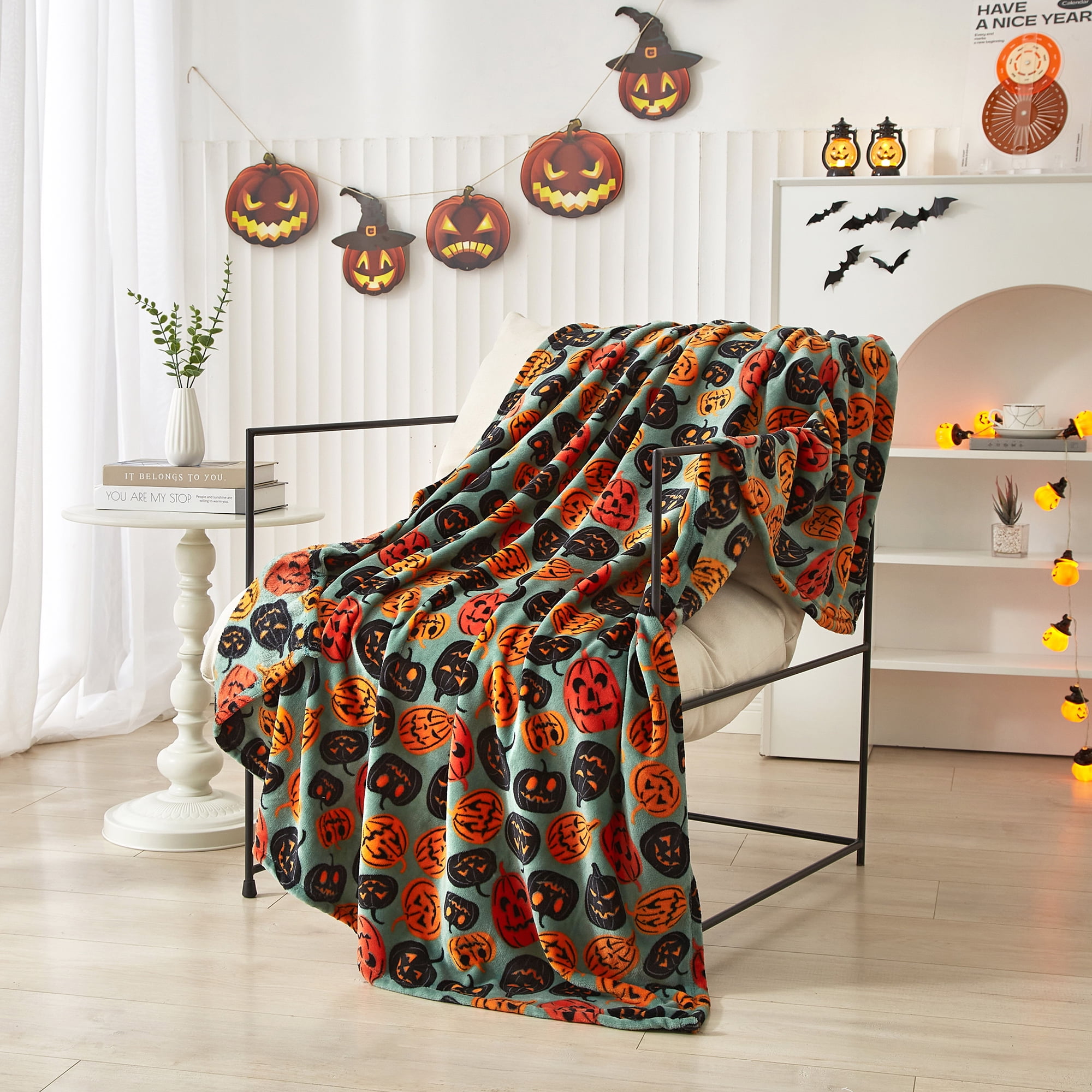 Way To Celebrate 50 x60 Multi color Jack O Lantern Plush Throw