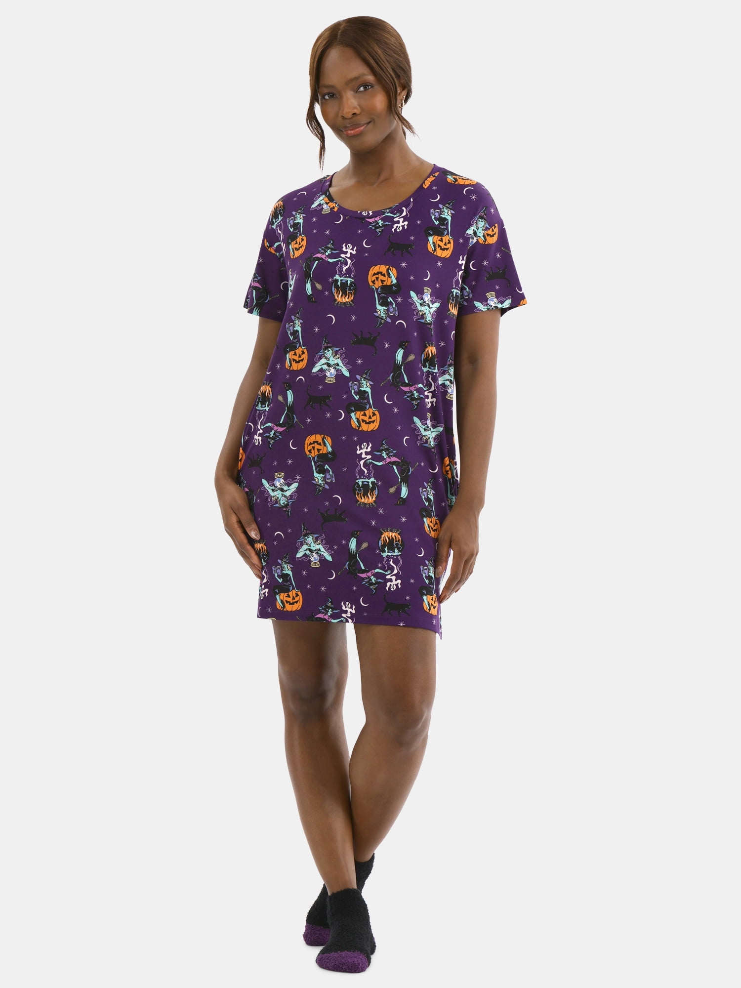 Halloween Women's Printed Sleepshirt Top and Socks Set from Way to Celebrate, 2-Piece, Sizes XS-3X