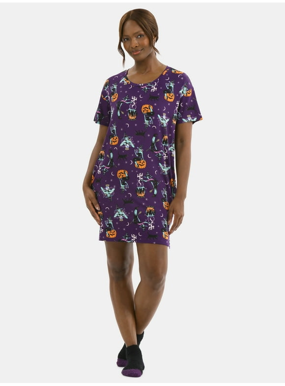 Halloween Women's Printed Sleepshirt Top and Socks Set from Way to Celebrate, 2-Piece, Sizes XS-3X