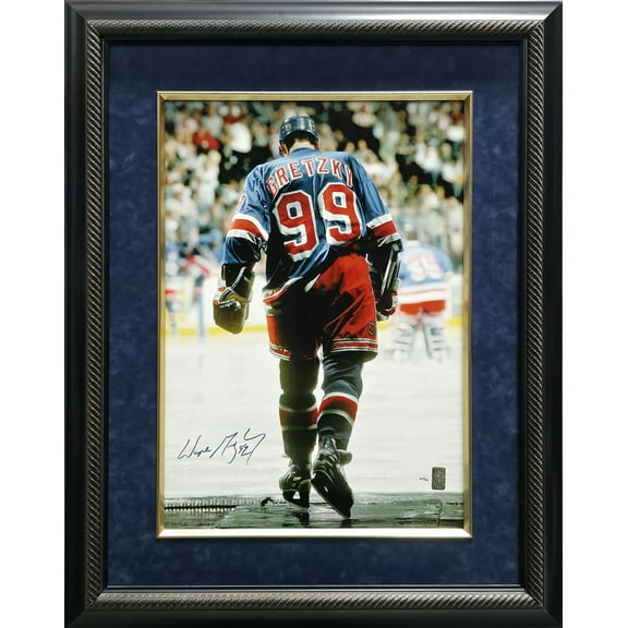 Wayne Gretzky Autographed Framed 18x25 Canvas New York Rangers #64/99 Beckett BAS #AE16375