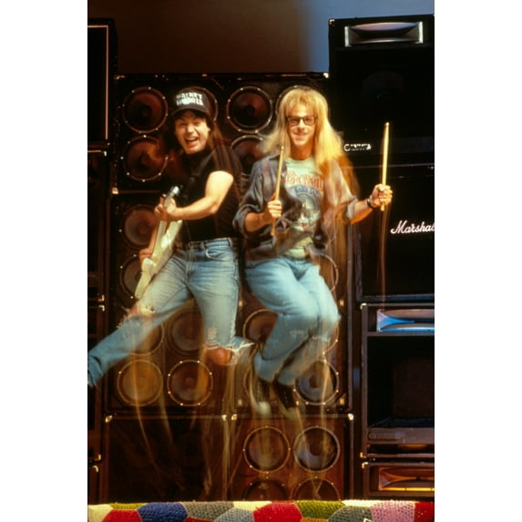 Wayne'S World, Mike Myers, Dana Carvey, 1992, (C) Paramount/Courtesy Everett Collection Photo Print (8 x 10)