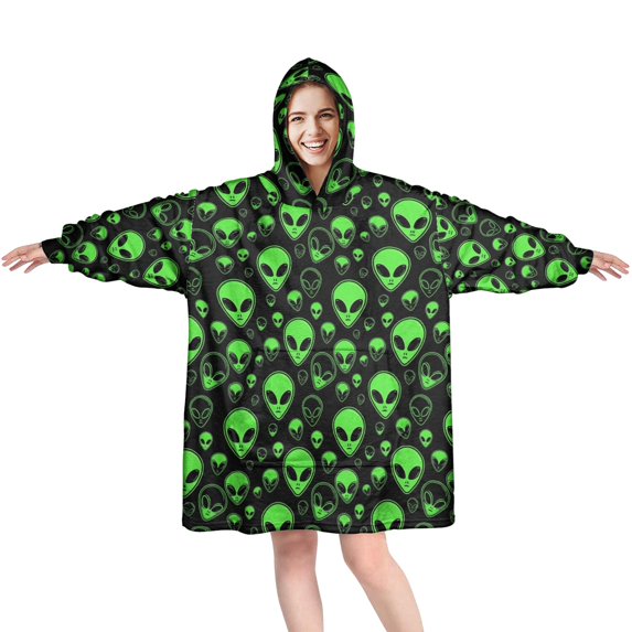 Wearable Blanket Hoodie,Alien Head Black Pattern Oversized Sherpa Blanket Hoodie with Super Pockets,Super Warm Fuzzy Pullover for Women & Men