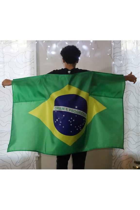 Wearable Brazilian Flag Cape, Soccer Fan Gear, Polyester Stadium Accessory