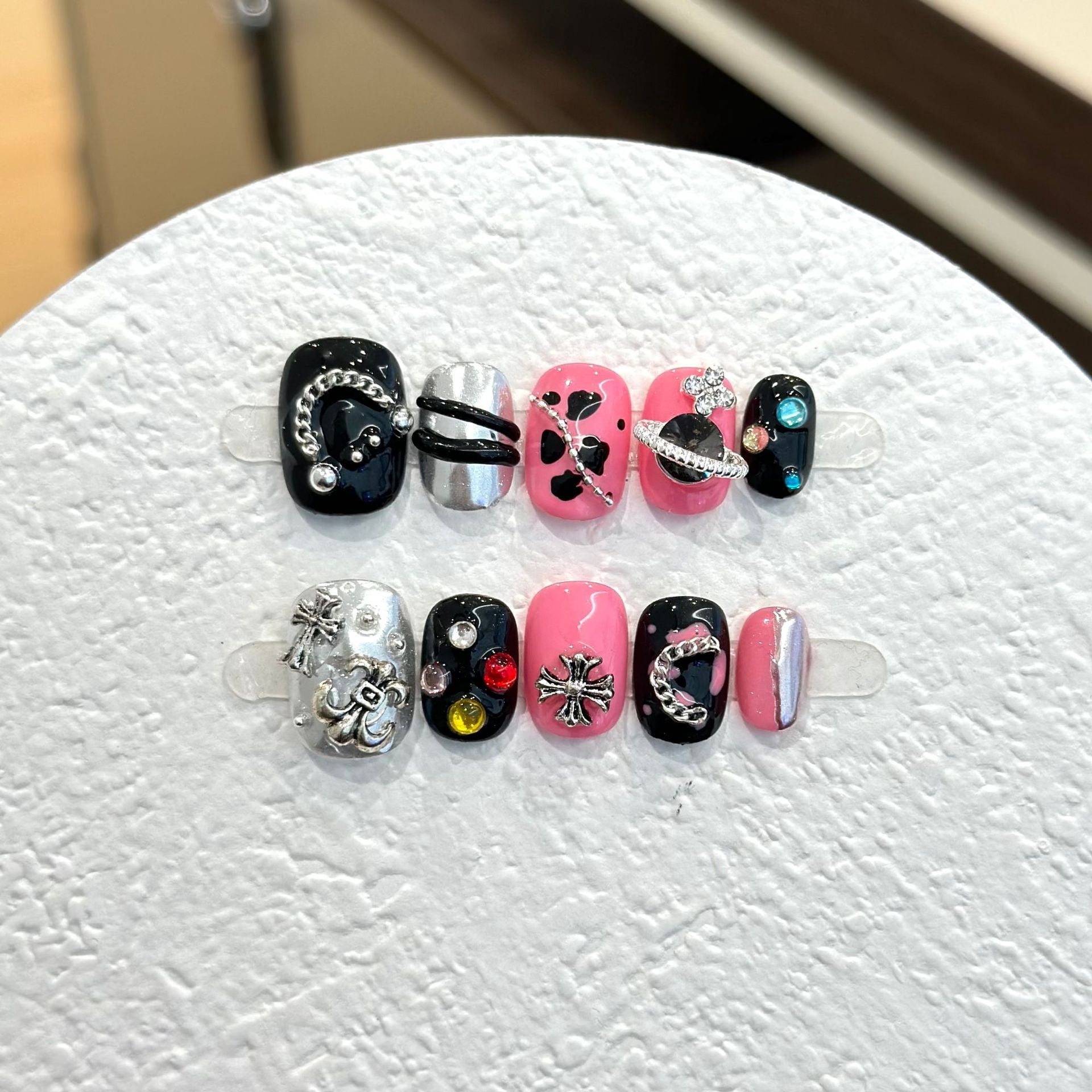 Wearing Nail Clover Heart Silver Detachable Nail Art Patch Magic Mirror Powder Short Color Diamond Phototherapy Nail Finished Product Sweet and Cool Wind