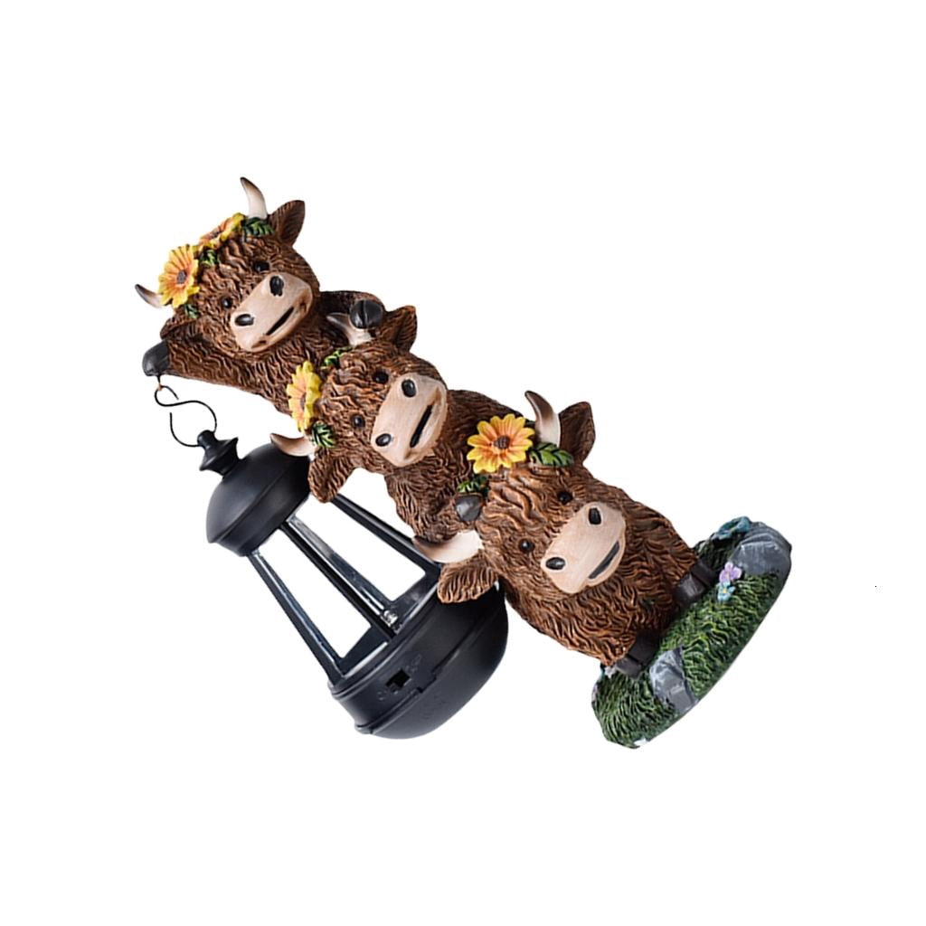 Rural Highlands Cattle Statue Solar Garden Sculpture Weather Resin Decoration Backyard Landscape Welcome Plaques