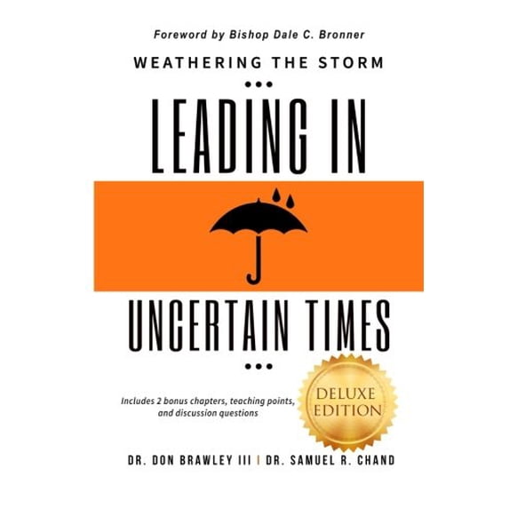 Pre-Owned Weathering the Storm: Leading in Uncertain Times Paperback