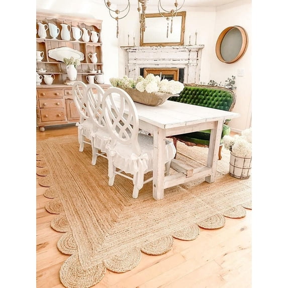 Weaving Village Scalloped Natural Jute Area Rug, Size 6x9, Natural Color