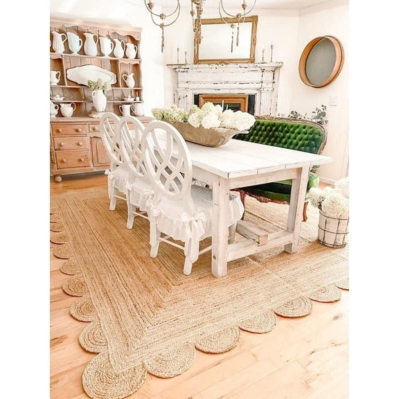 Weaving Village Scalloped Natural Jute Area Rug, Size 6x9, Natural Color
