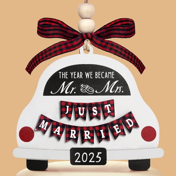 Wedding Gifts for Couples 2025, Christmas Married Wood Hanging Ornament 2025 Christmas Mr and Mrs Gifts Bridal Shower Bride to Be Gift Wedding Gift for Newlyweds Just Married Decorations
