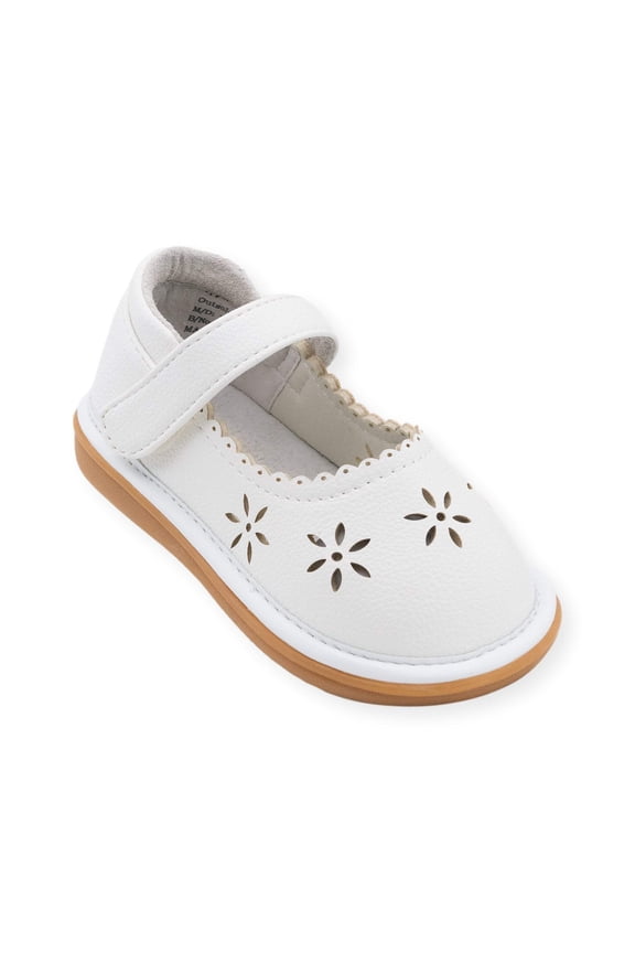 Ellie White Shoe Size: 5, Color: White