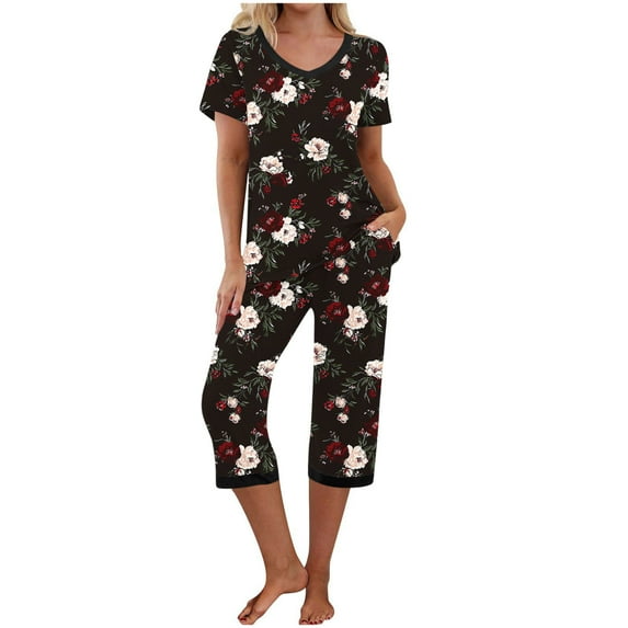 Weiqiqre Two Piece Sets for Women Short Sleeve Shirt and Capri Pants Sleepwear Pjs Sets with Pockets