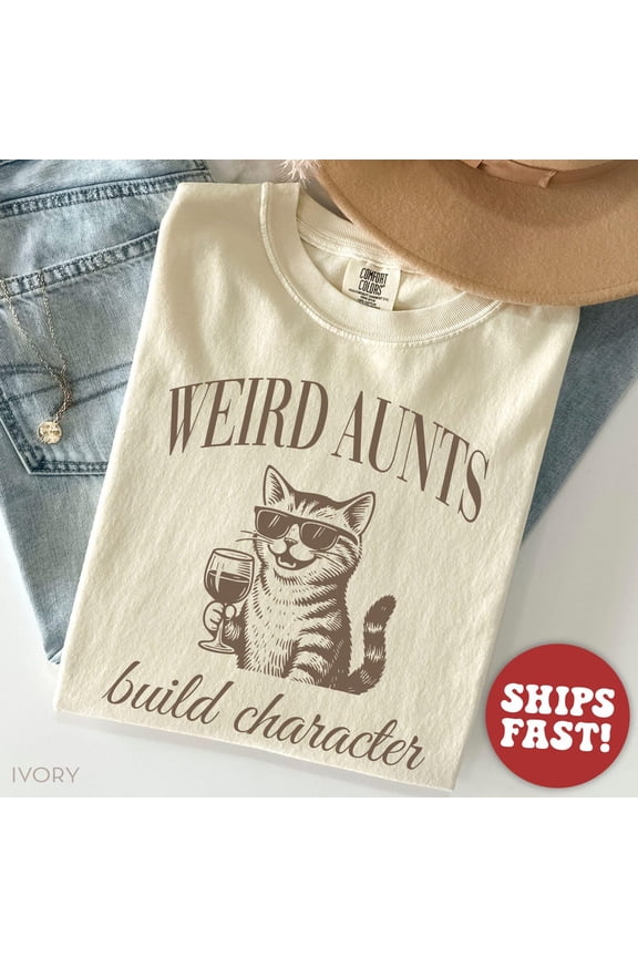 Weird Aunt Cute Cat Graphic Cool Family Aunt Retro T-Shirt All Size S-3XL
