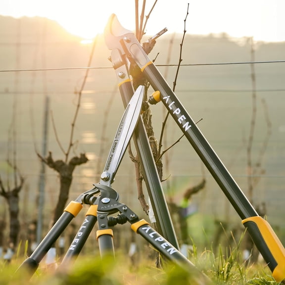 - Weisshorn 260 24" Steel Blade Garden Bypass Lopper and Tree Trimmer