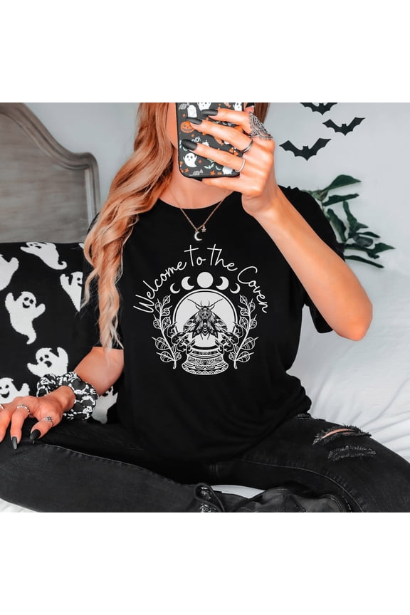 Welcome To The Coven T-Shirt: Witchy Moth Crystal Ball Graphic Tee Goth Mom Gift, Vintage Birthday Gift