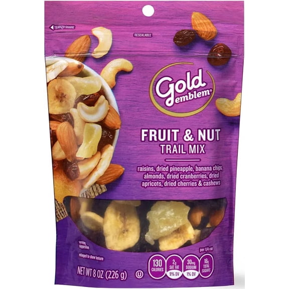 Well Market Fruit & Nut Trail Mix, 8 OZ