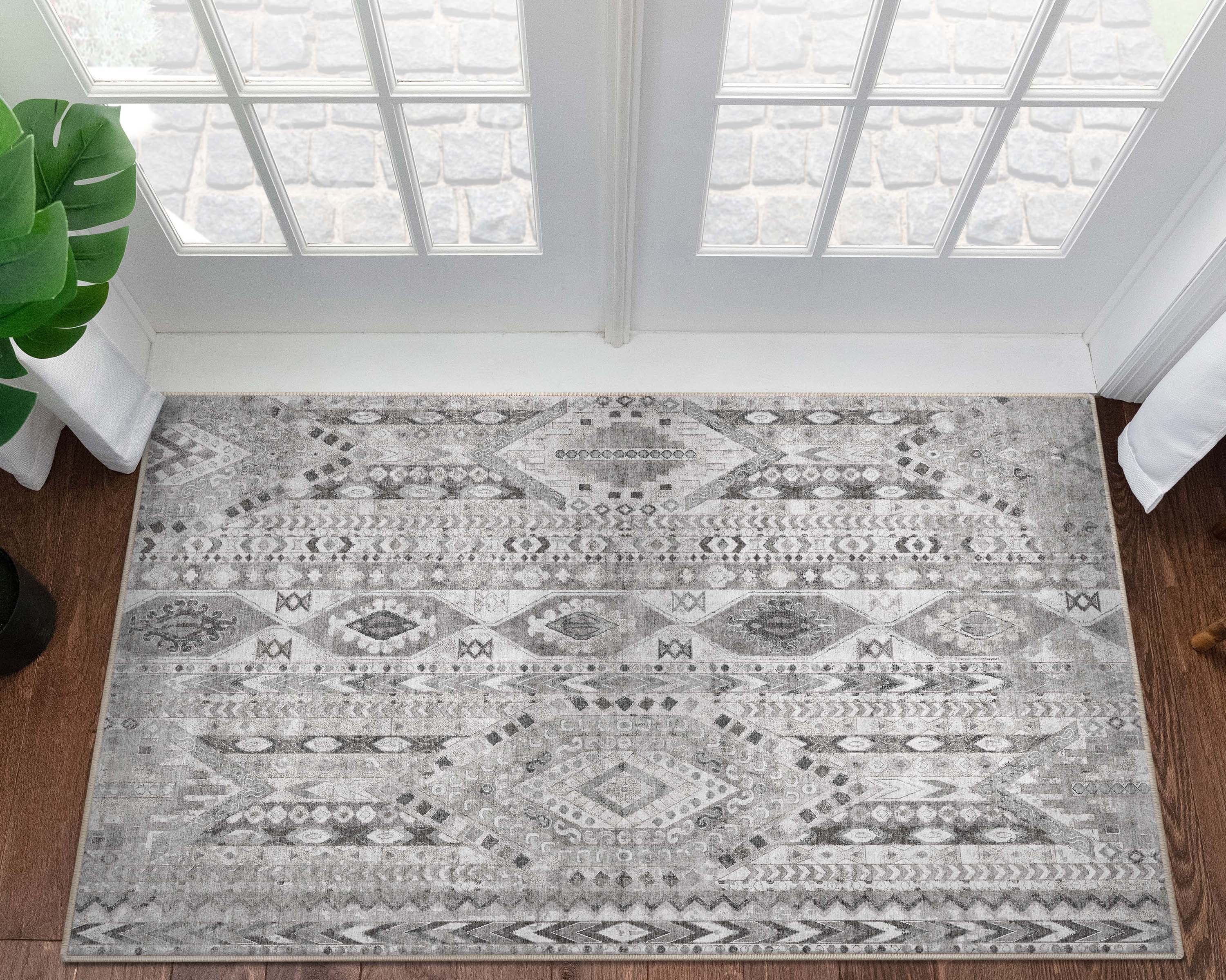 Well Woven Apollo Rodeo Vintage Medallion Tribal Grey Flat Pile Easy to Clean 3'3" x 5' Area Rug for Living Room Dining Room Bedroom and Kitchen
