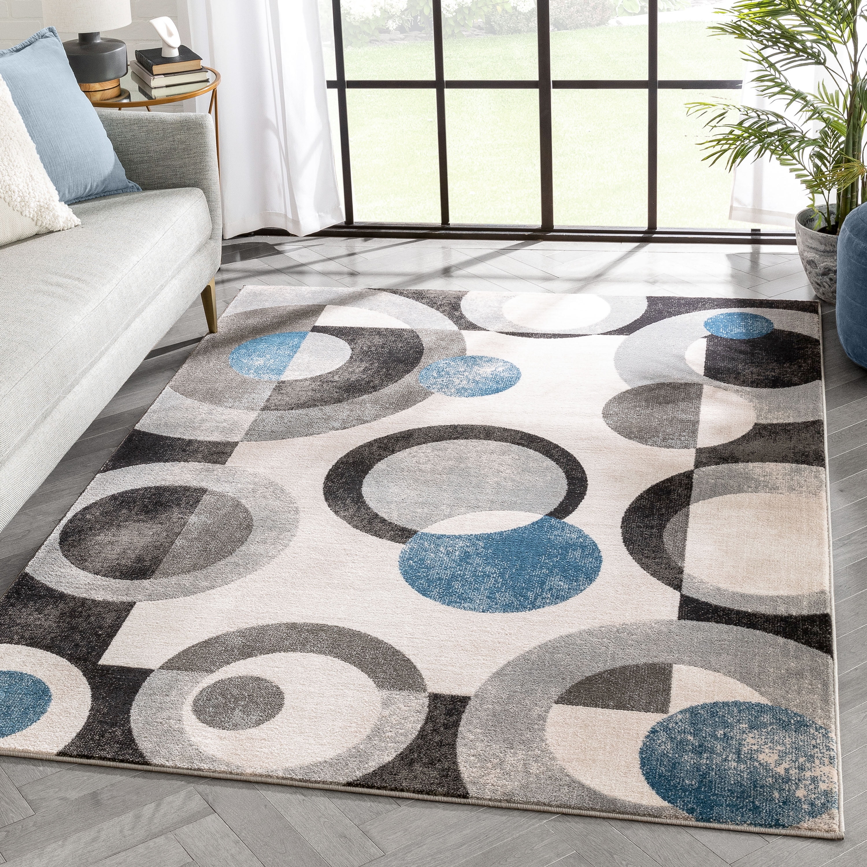 Grey Blue Geometric Rectangular Synthetic 5' x 7' Area Rug