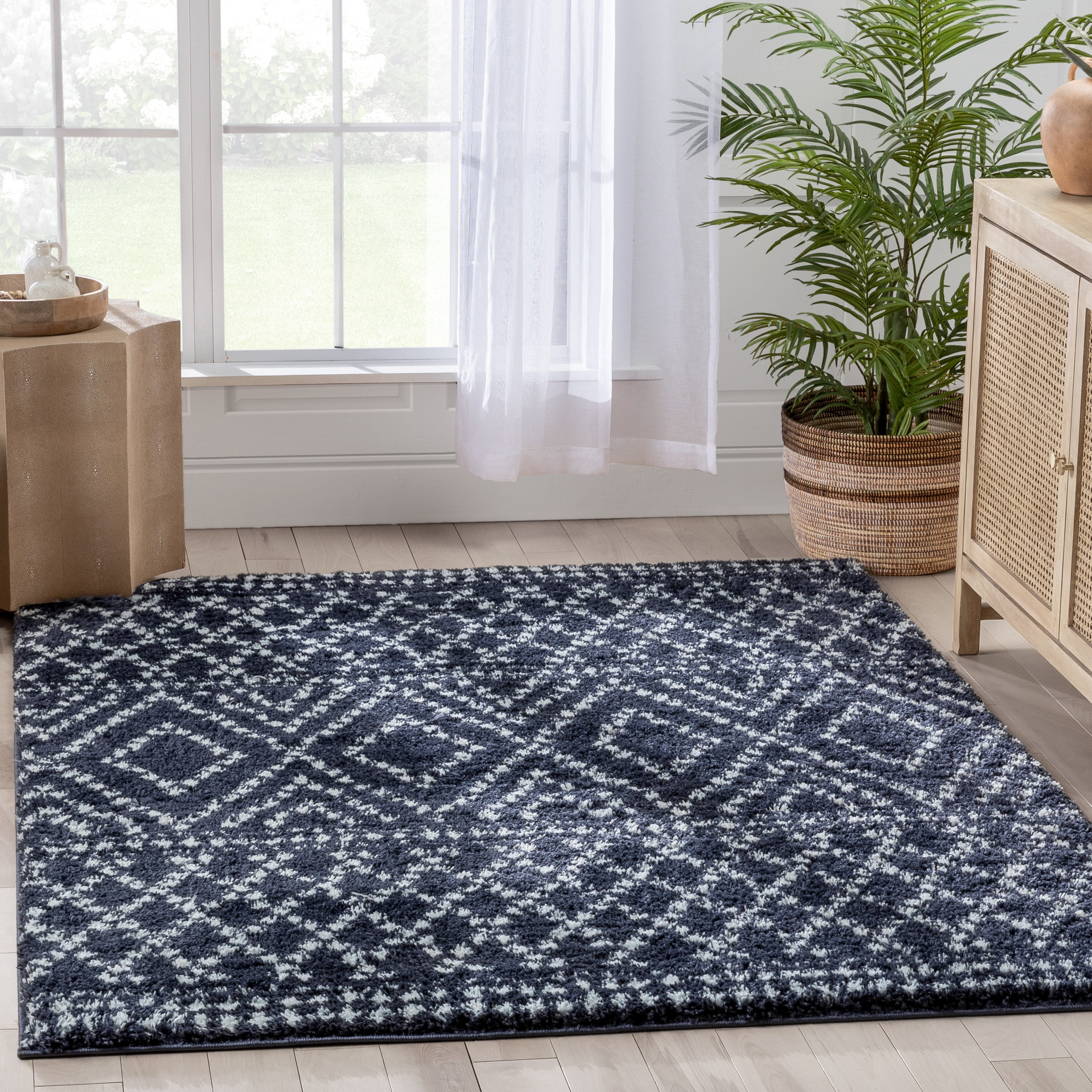 Blue Geometric Shag 5' x 7' Reversible Area Rug