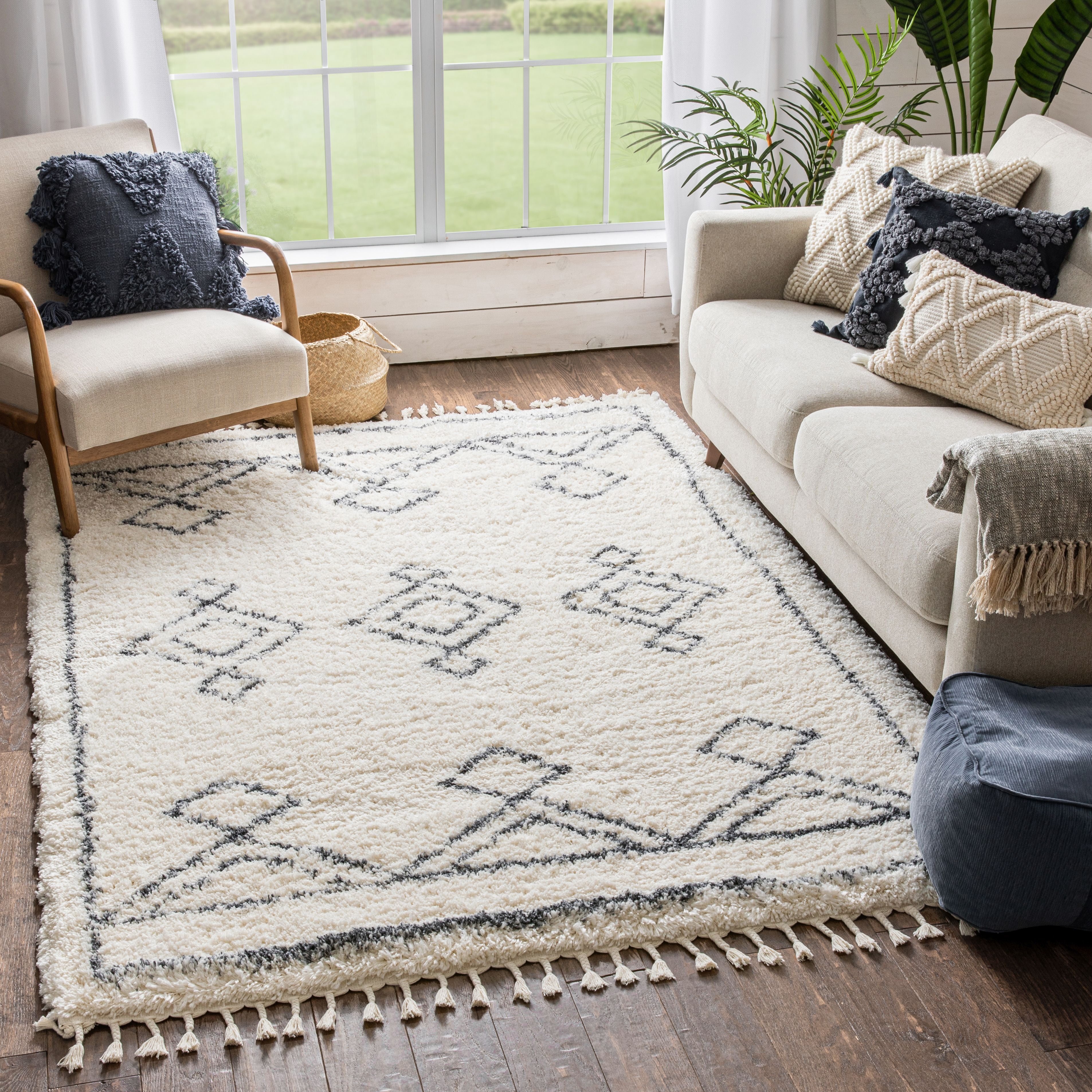 Well Woven Chloe Verdant Tribal Diamond Pattern Ivory 5'3" x 7'3" Super Soft & Thick Shag Area Rug