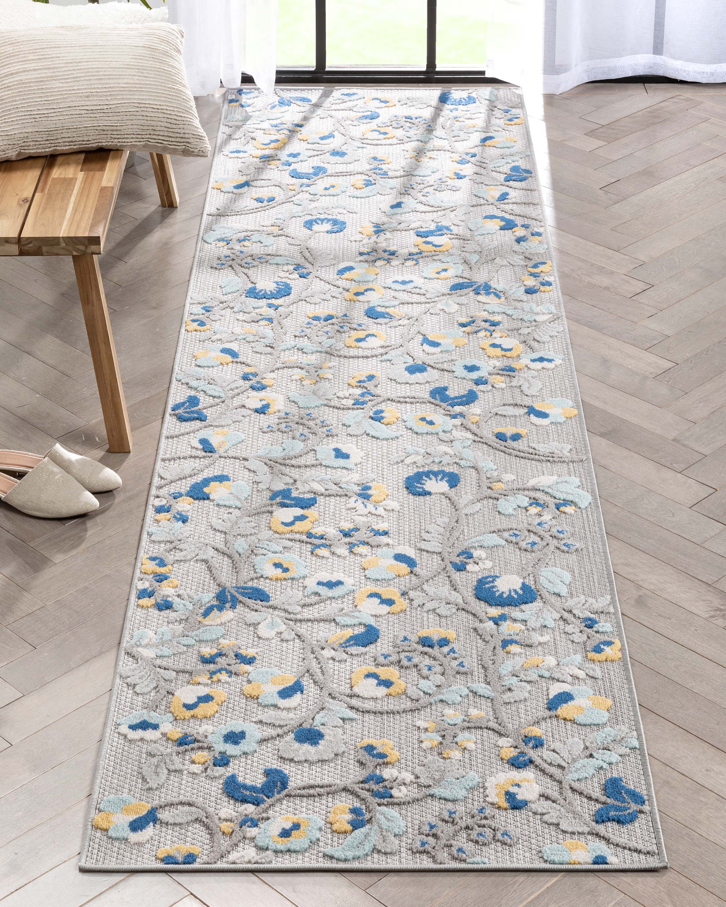 Well Woven Dorado Neveh Modern Floral Blue Indoor/Outdoor High-Low Pile 2'7" x 9'10" Runner Rug