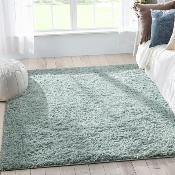 Well Woven Elle Basics Solid Print Area Rug, 27 in x 47 in