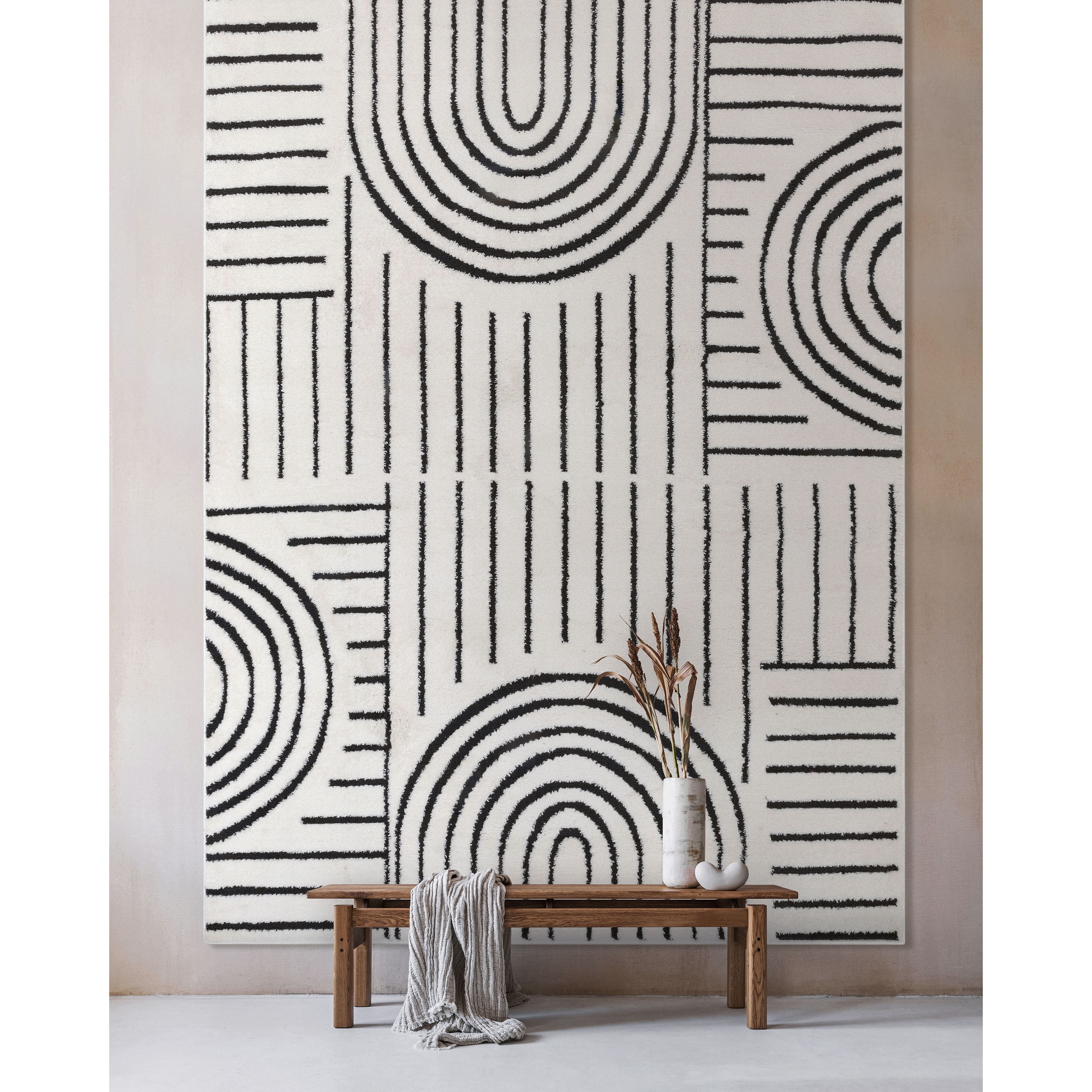 Ivory Black Geometric Shag Synthetic Area Rug 5'3" x 7'