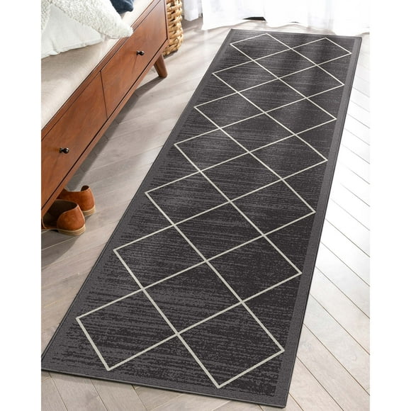 Well Woven Kings Court Clover Modern Moroccan Dark Gray 2' x 7' Runner Rug