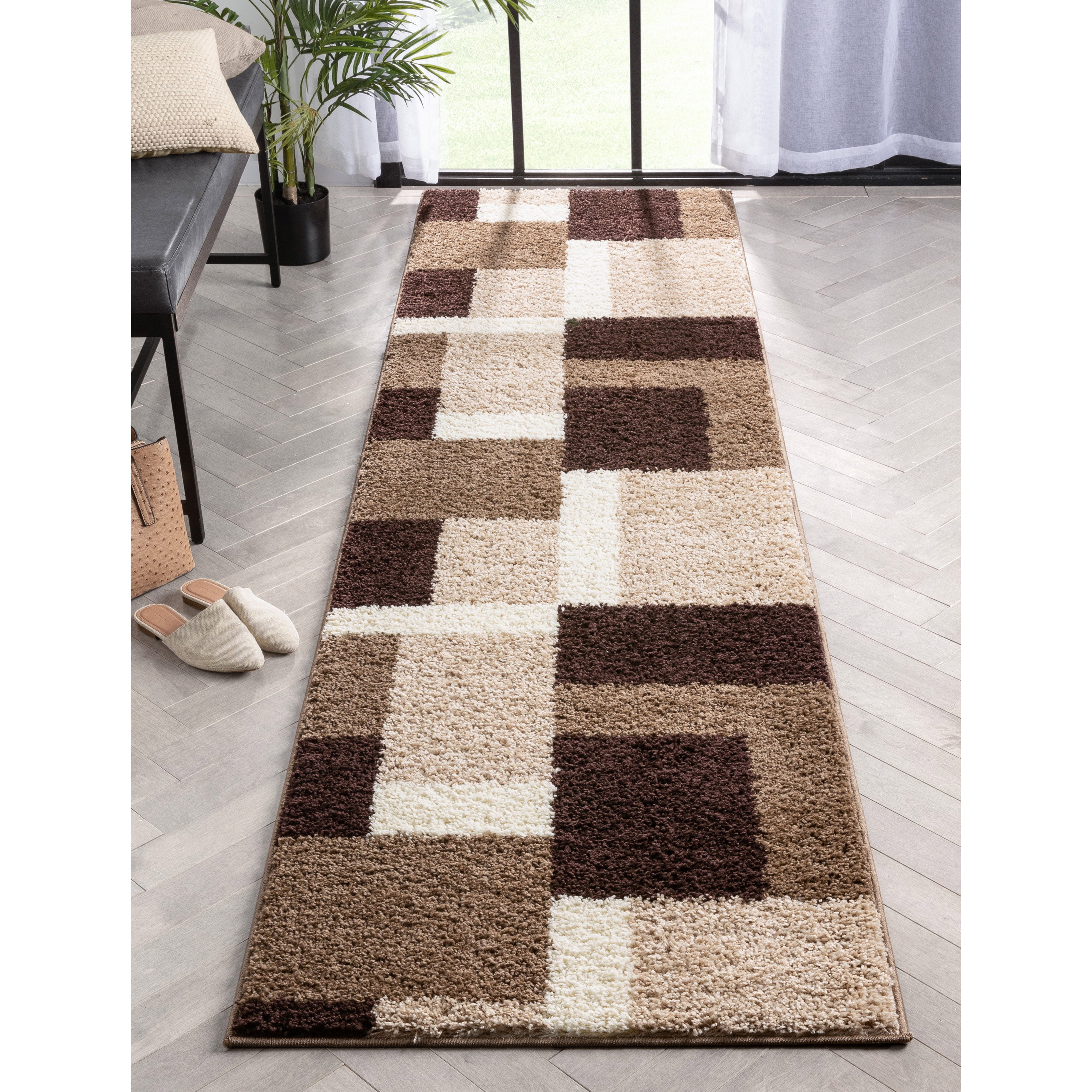 Well Woven Madison Basics Shag 2’7” x 9’10” Runner – Cubes in Beige Brown, Ultra‑Soft 2” Pile, Stain‑Resistant & Easy‑Clean