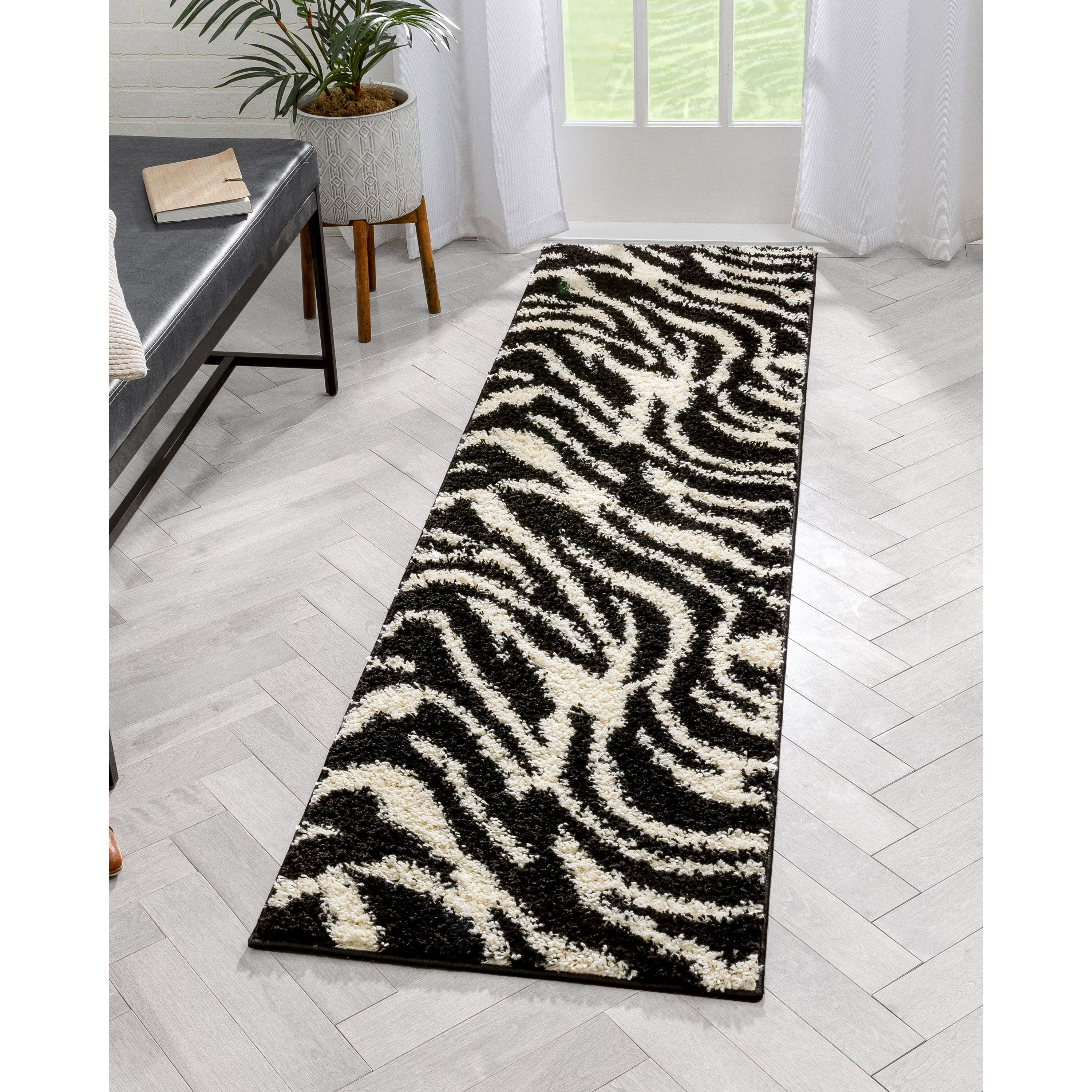 https://i5.walmartimages.com/seo/Well-Woven-Madison-Shag-Safari-Zebra-Animal-Print-Thick-Shag-20-x-7-2-Runner-Area-Rug_758beb81-ef51-40e0-9edc-2071d08bfa09.de2fae768dfeca8433ec6f78541f3558.jpeg