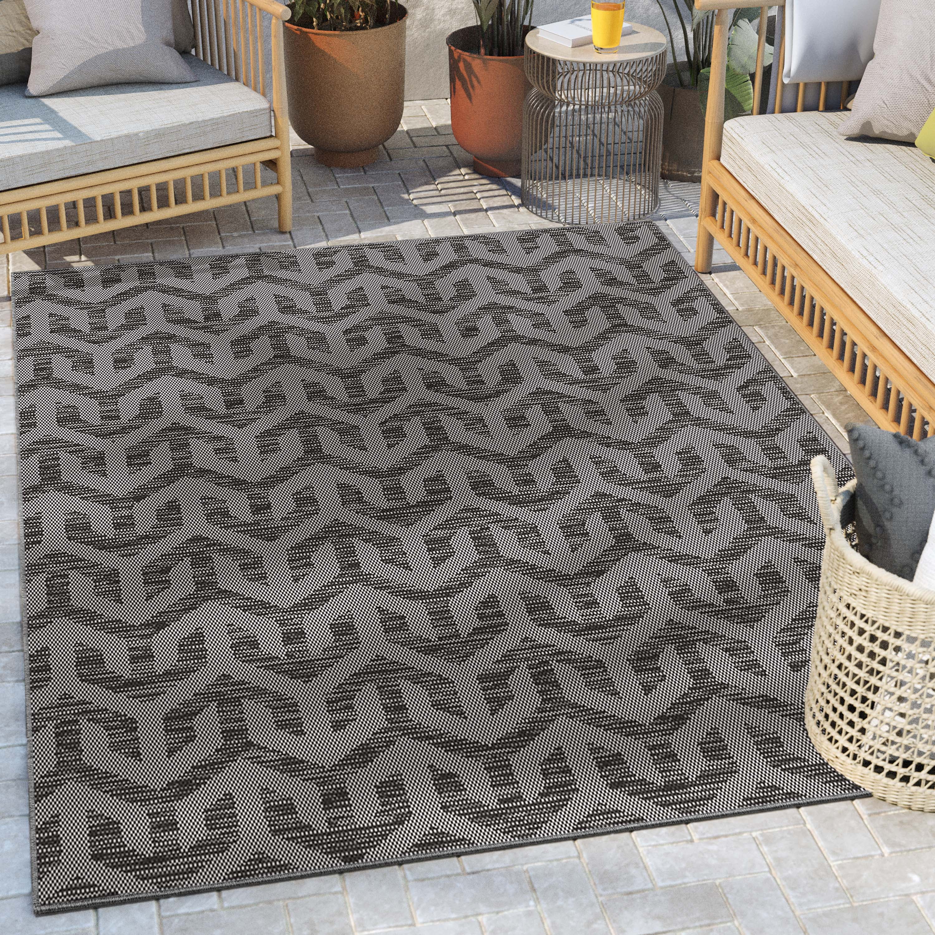 Gray and White Synthetic Flat Woven Reversible 5' x 7' Area Rug