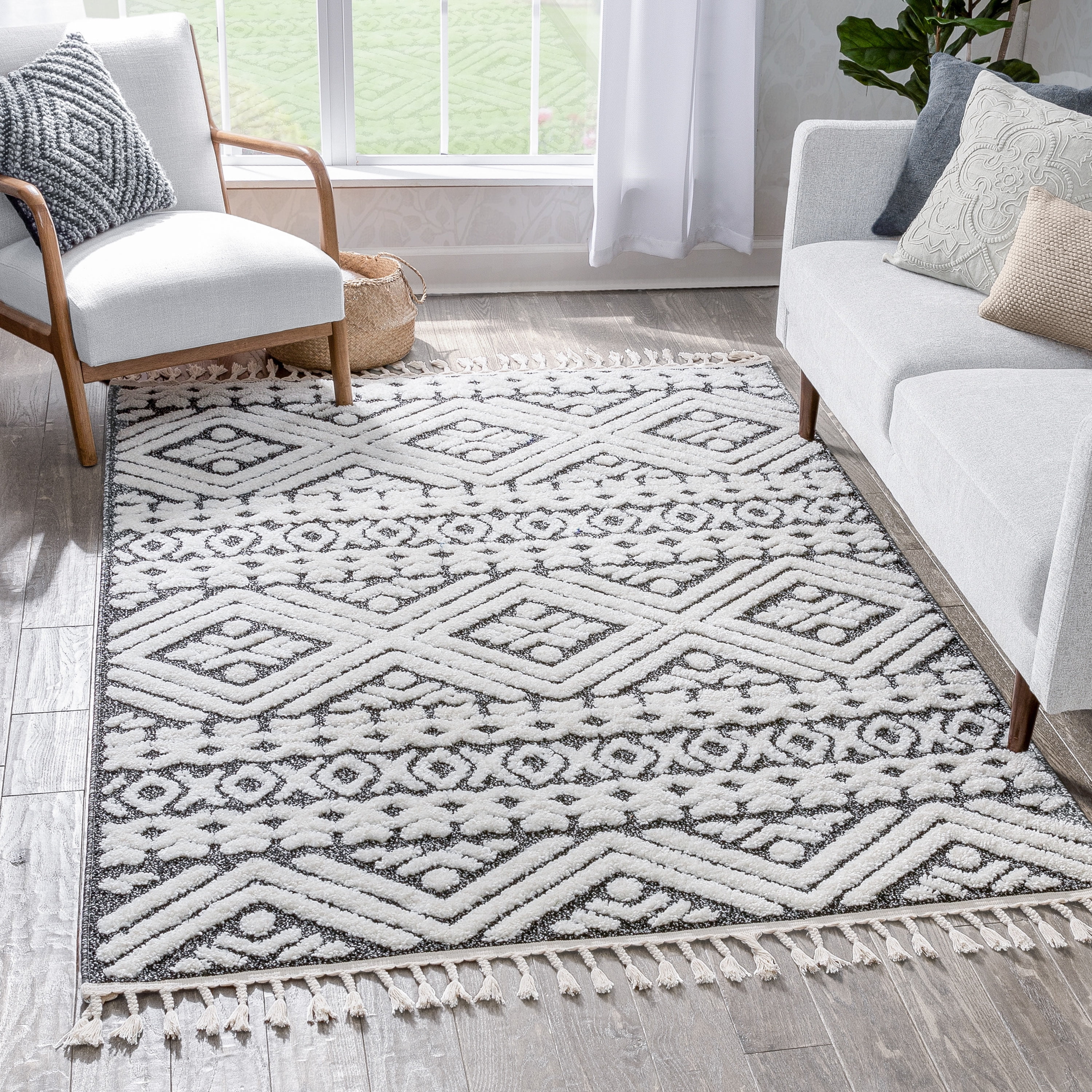Eliana Dark Gray and White Geometric Synthetic Area Rug