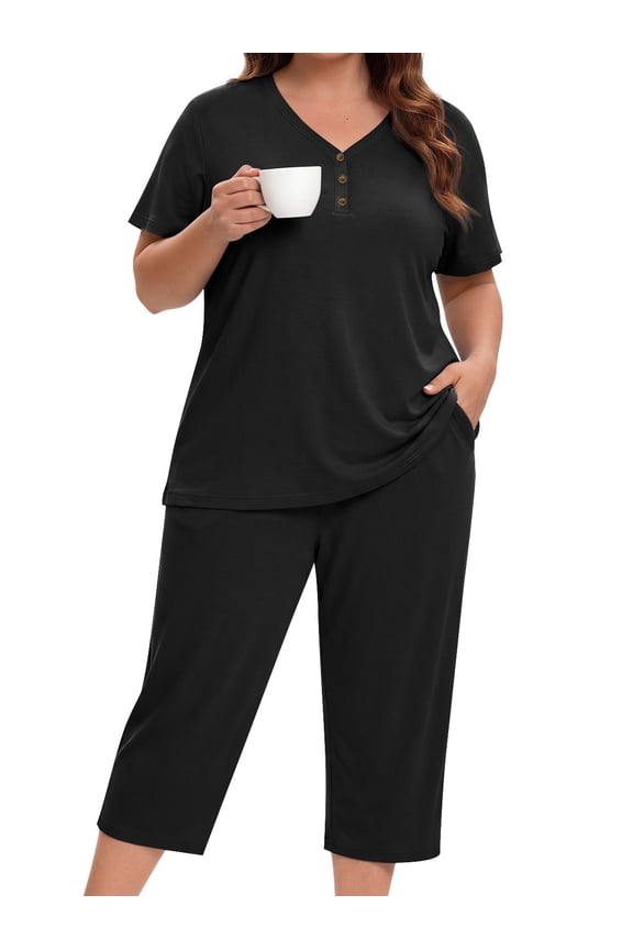 Plus Size Women Pajamas Set V Neck Short Sleeve Tops and Capris with Pockers Two Piece Lounge Sets Summer Oufits sleepwear