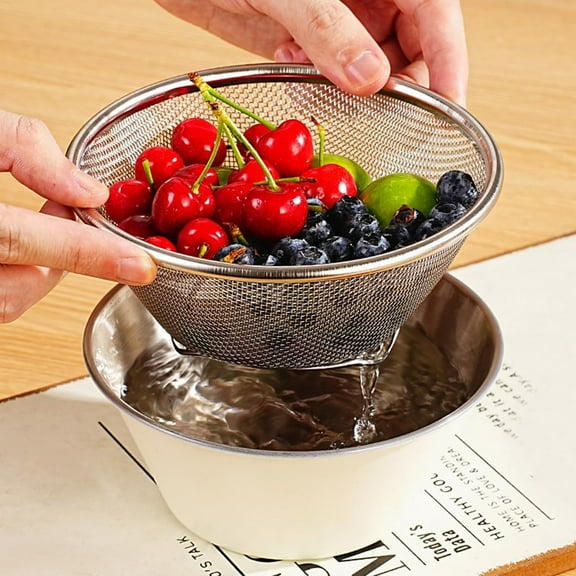 Weloille Berry Baskets, Mini Strainer with Bowl, Stainless Steel Can Colander Small Container for Berries, Strawberry, Grape, Cherry