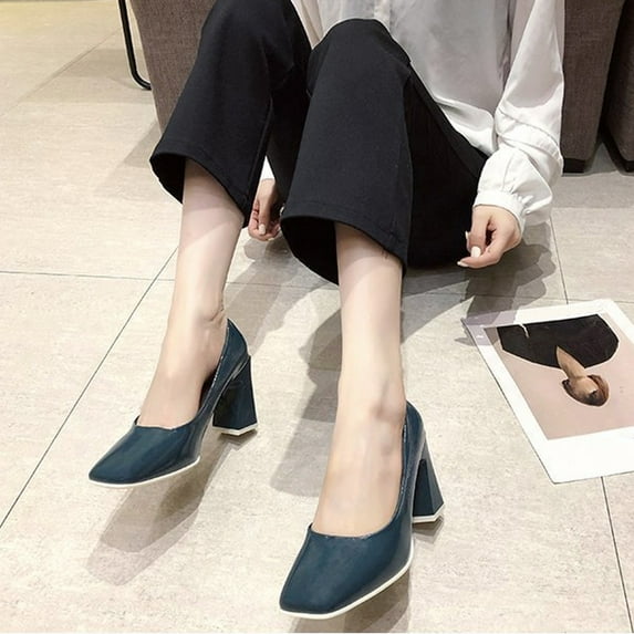 Weloille Small Fragrant Style Round-toe Pearl French Retro Mary Shoes For Women Flat Shallow Mouth Gentle Patent Leather Spring