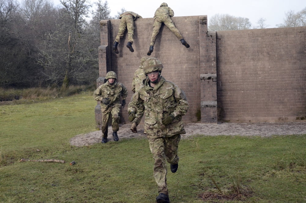 Welsh Guards perform basic training on the assault course at Sennybridge Training Area Canvas Art - Andrew ChittockStocktrek Images (18 x 12)